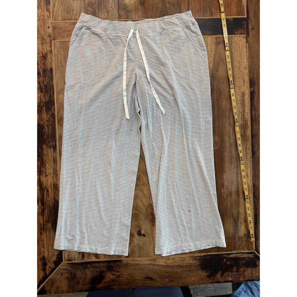 Soma Women's White & Gray Striped Print Short Crop Pajama Pants Size XL
